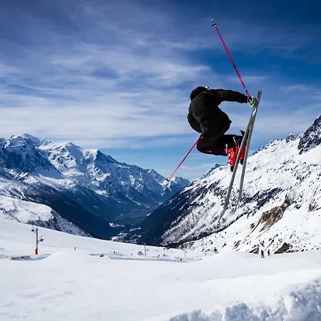 Grand Paradis 11 - Year * Chamonix